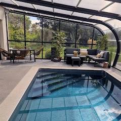 Installation d'un abri sur une piscine traditionnelle à Lyon dans le Rhône