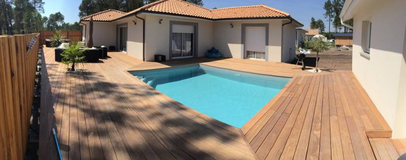 Piscine sans permis 3x3m compacte et sur mesure en acier pour maison de ville à Écully en région lyonnaise