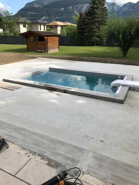 Construction de piscine sans permis 3x3m sur mesure en acier avec accompagnement bureau d’étude pour petit extérieur à Écully près de Lyon