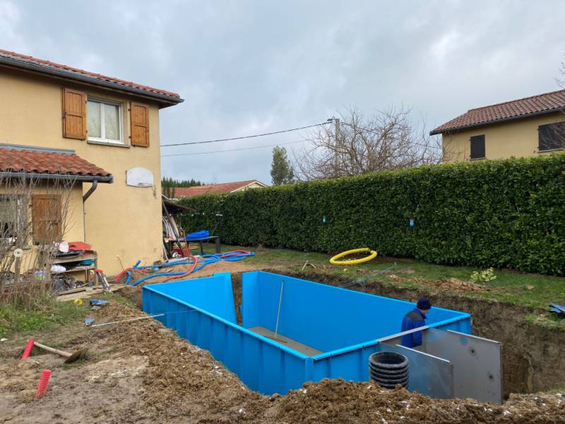 Montage piscine Savigneux dans l'Ain